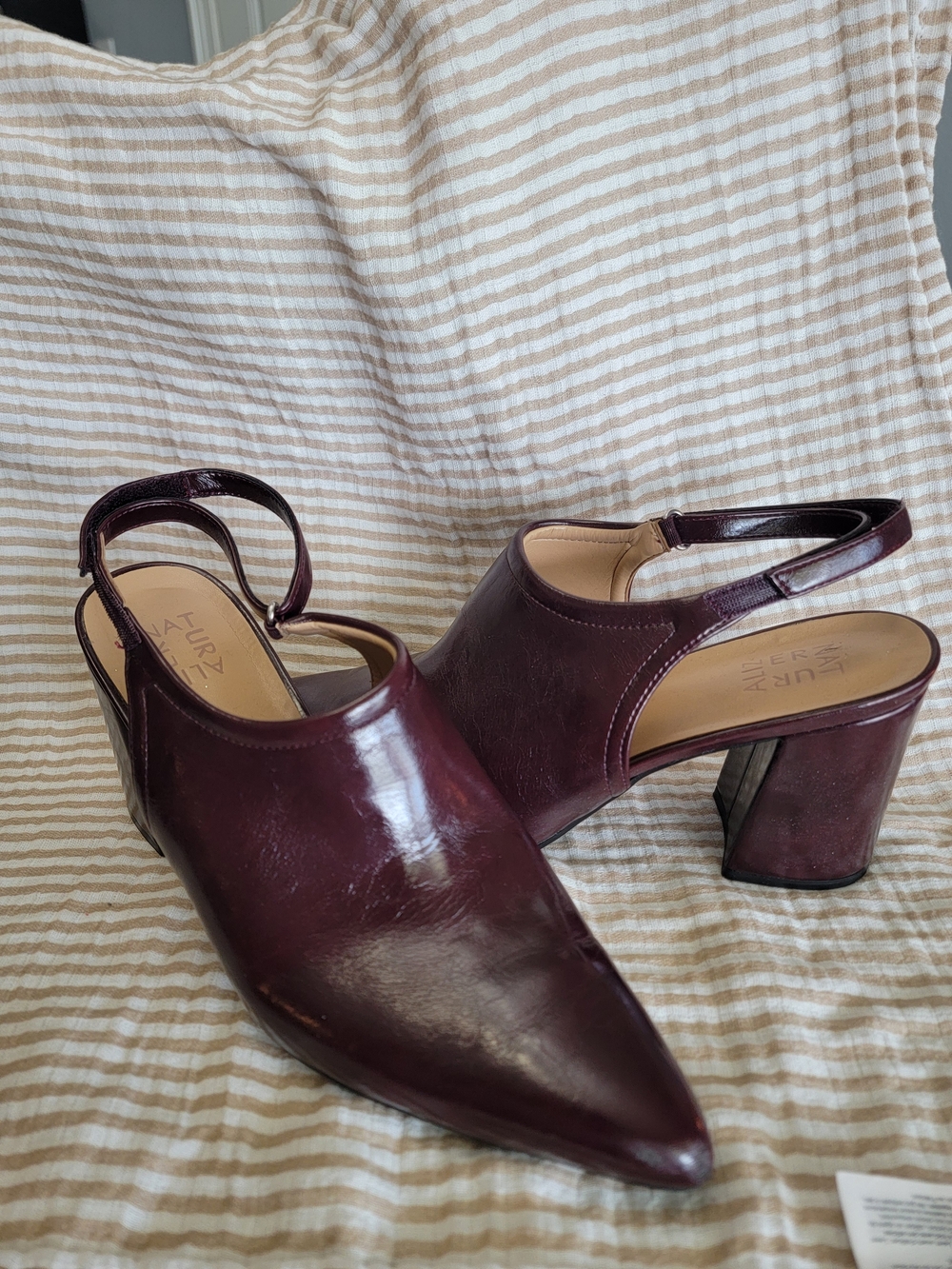 Naturalizer Women’s Pointed Slingback Heels in Deep Wine